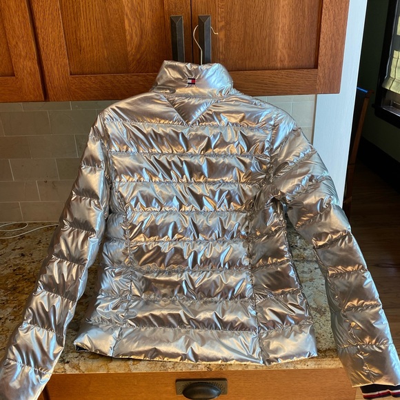 Tommy Hilfiger Metallic Puffer - Picture 2 of 3